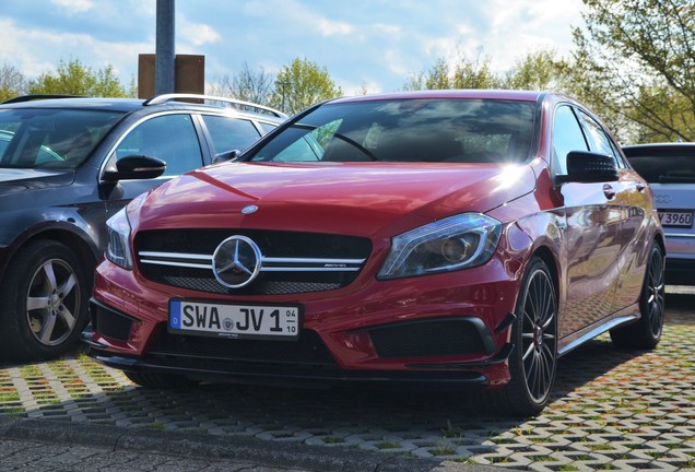 Mercedes-Benz A 45 AMG