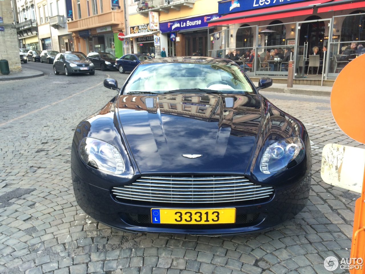 Aston Martin V8 Vantage