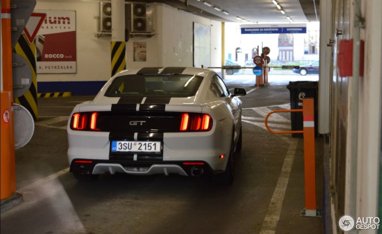 Ford Mustang GT 2015