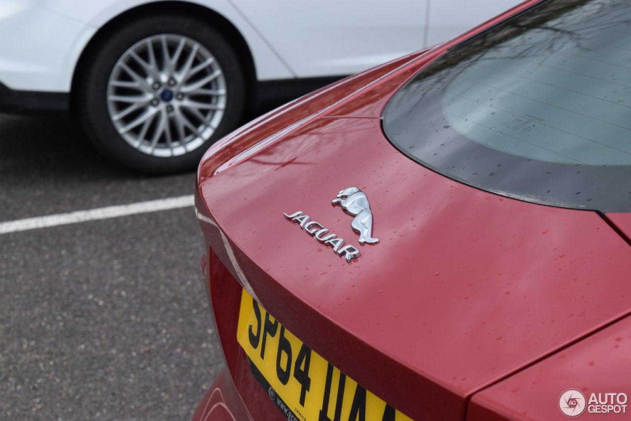 Jaguar F-TYPE R Coupé