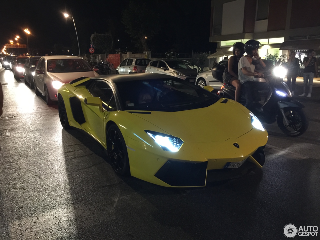 Lamborghini Aventador LP700-4