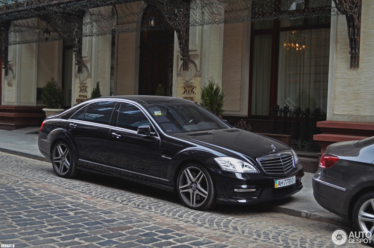 Mercedes-Benz S 63 AMG W221 2011