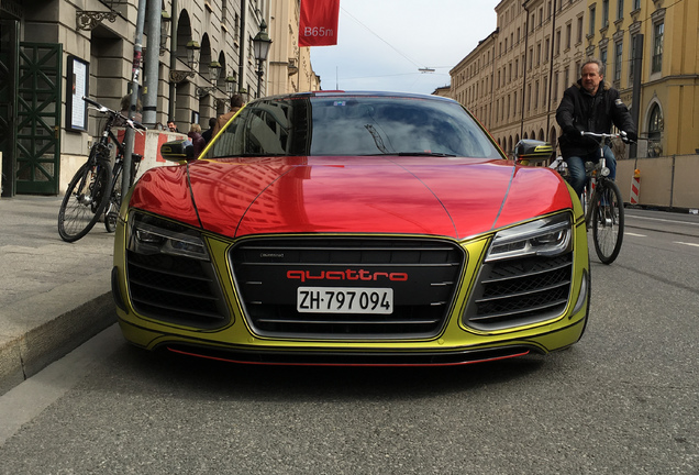 Audi R8 V10 Plus 2013