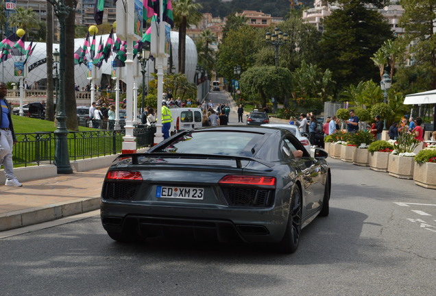 Audi R8 V10 Plus 2015