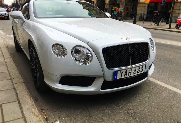 Bentley Continental GTC V8