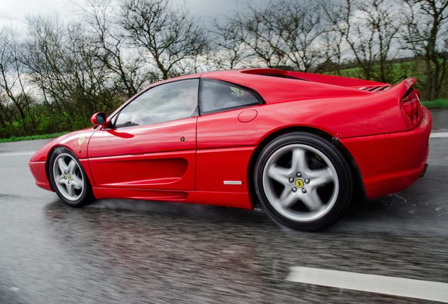 Ferrari F355 GTS