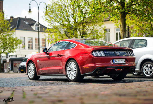 Ford Mustang GT 2015