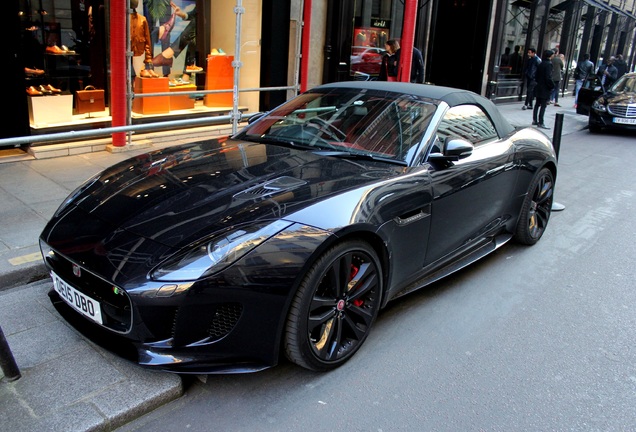 Jaguar F-TYPE R AWD Convertible