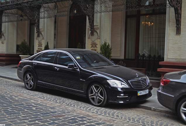 Mercedes-Benz S 63 AMG W221 2011