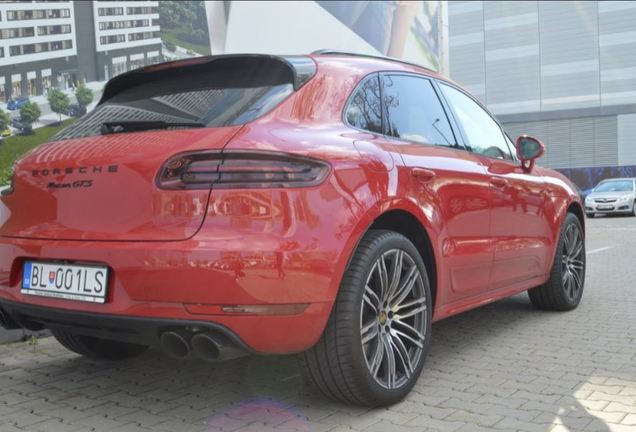 Porsche 95B Macan GTS