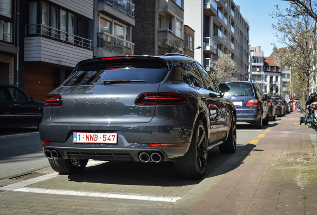 Porsche 95B Macan GTS