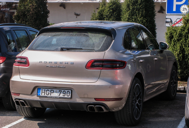 Porsche 95B Macan Turbo