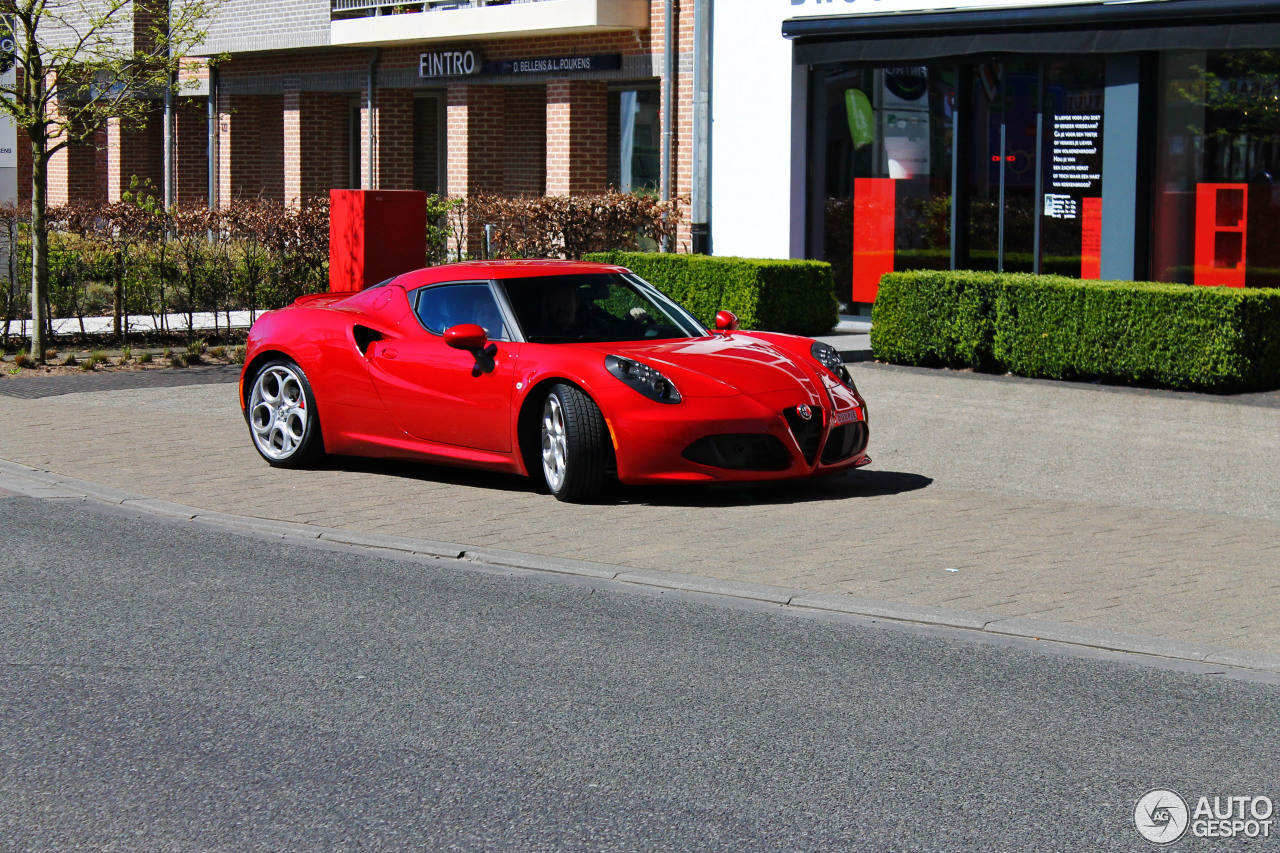 Alfa Romeo 4C Coupé