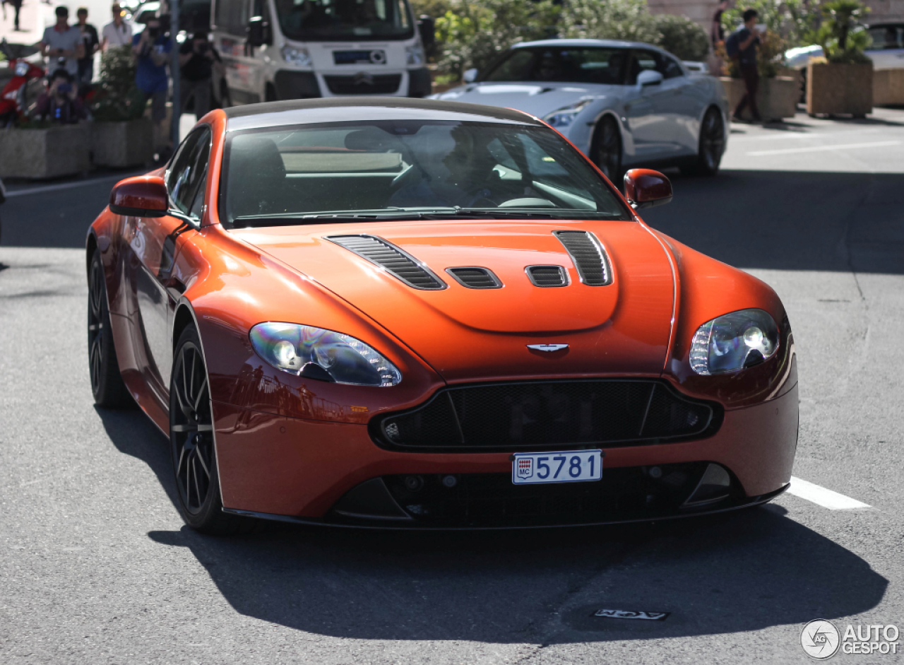 Aston Martin V12 Vantage S