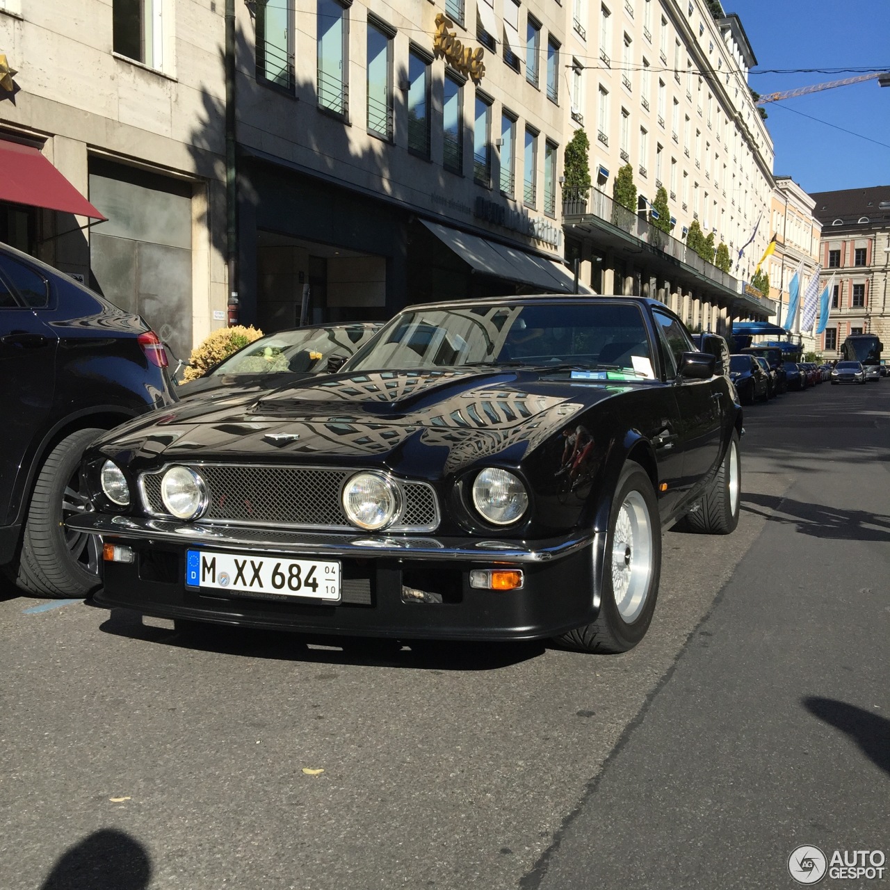 Aston Martin V8 Vantage 1977-1989