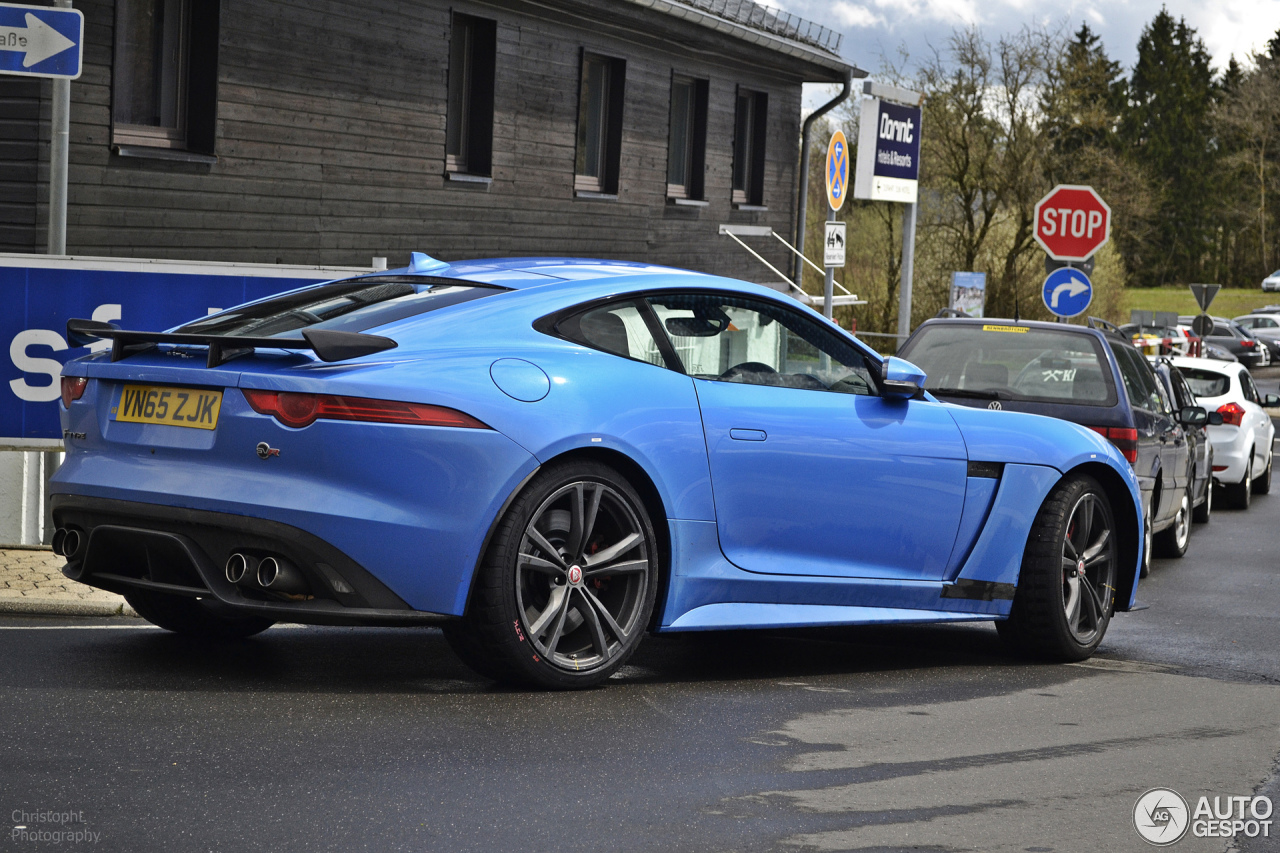 Jaguar F-TYPE SVR Coupé