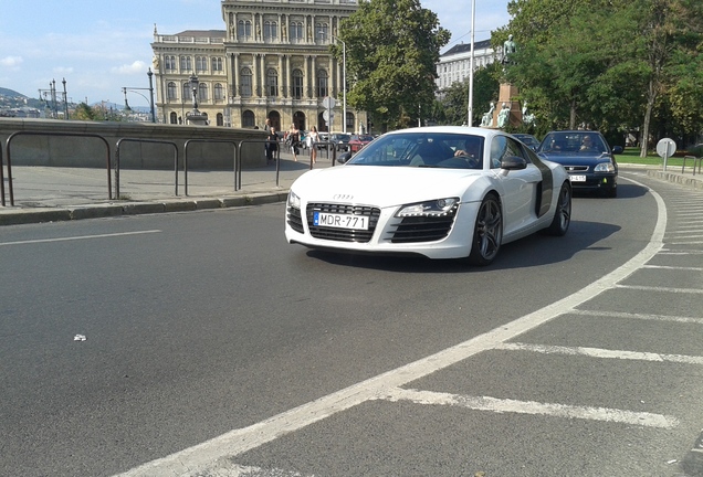 Audi R8