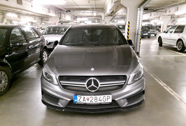 Mercedes-Benz A 45 AMG