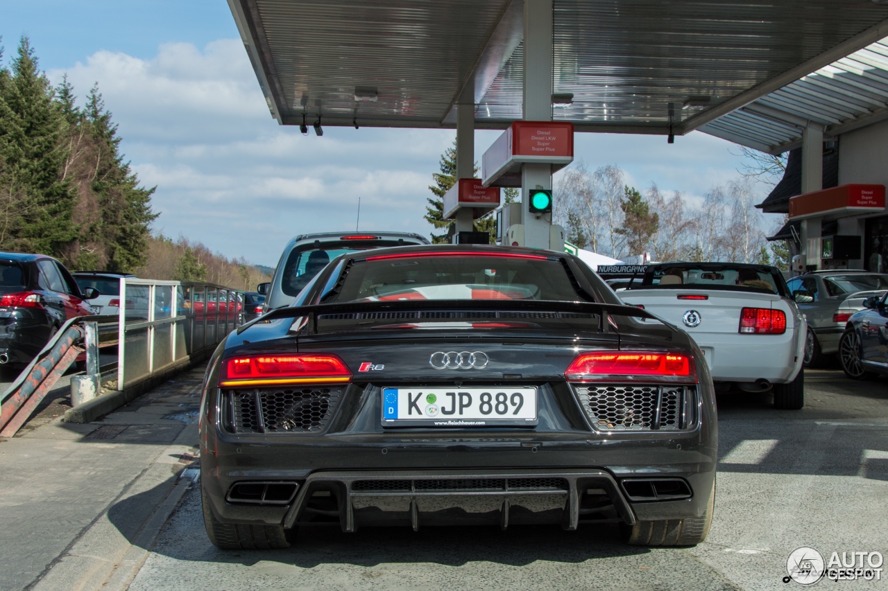 Audi R8 V10 Plus 2015