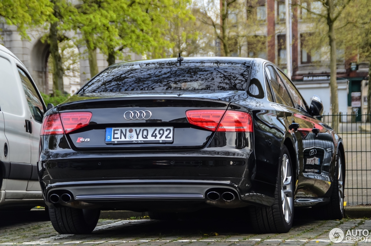 Audi S8 D4