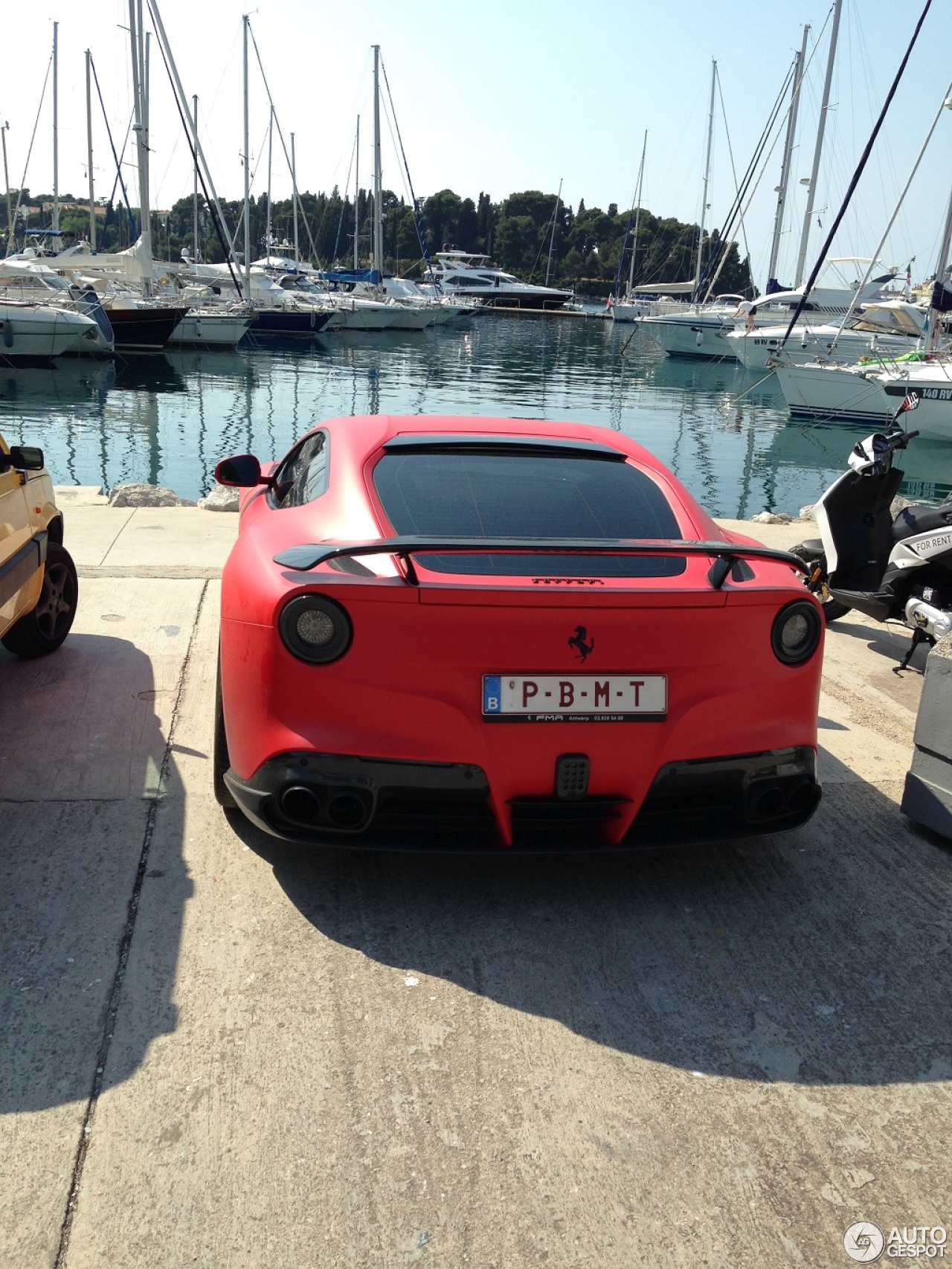 Ferrari F12berlinetta Novitec Rosso