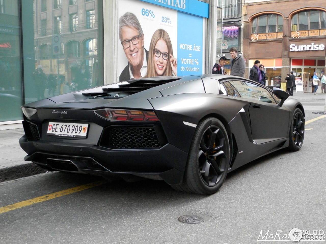 Lamborghini Aventador LP700-4