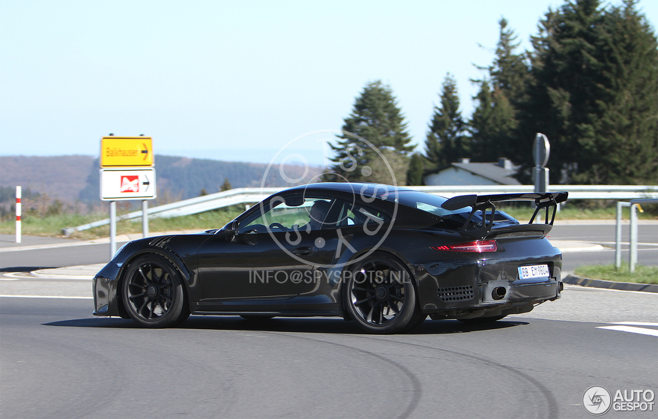 Porsche 991 GT2 RS Mule