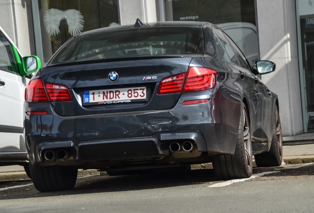 BMW M5 F10 2011