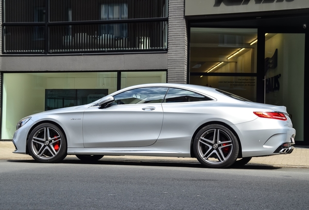 Mercedes-Benz S 63 AMG Coupé C217