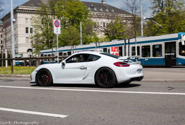 Porsche 981 Cayman GT4