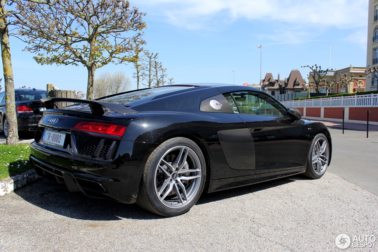 Audi R8 V10 Plus 2015