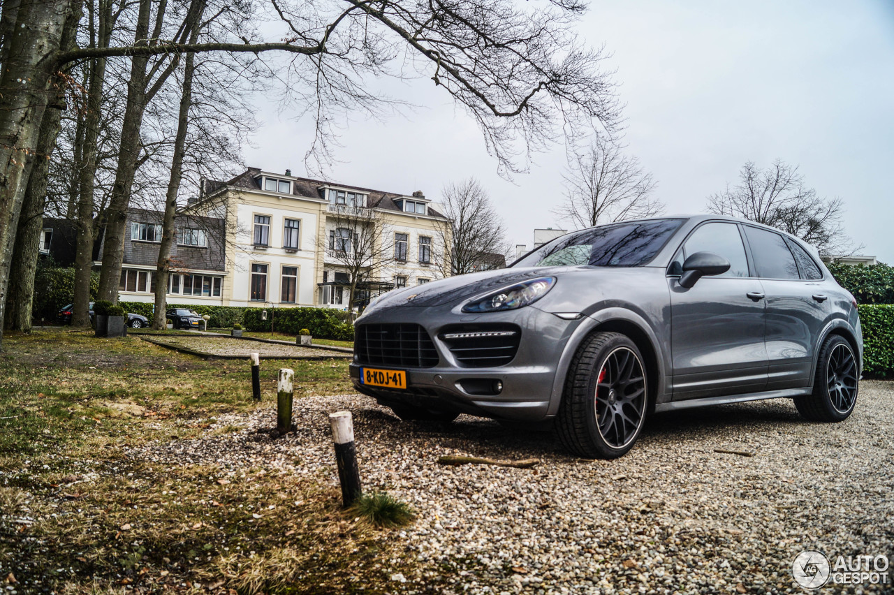 Porsche 958 Cayenne GTS