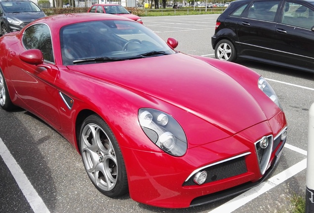 Alfa Romeo 8C Competizione