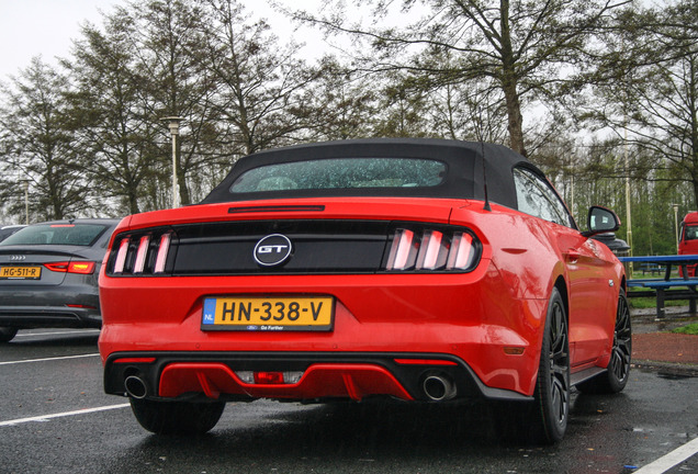 Ford Mustang GT Convertible 2015