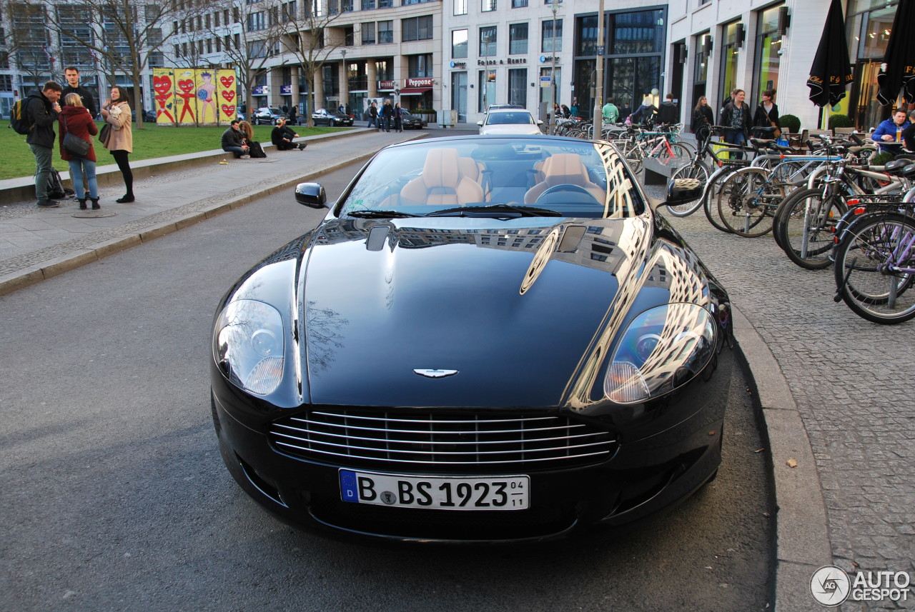 Aston Martin DB9 Volante