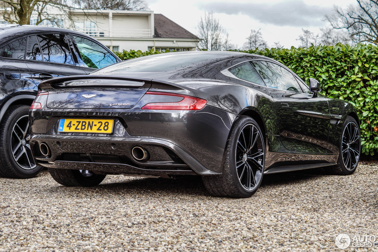 Aston Martin Vanquish 2013