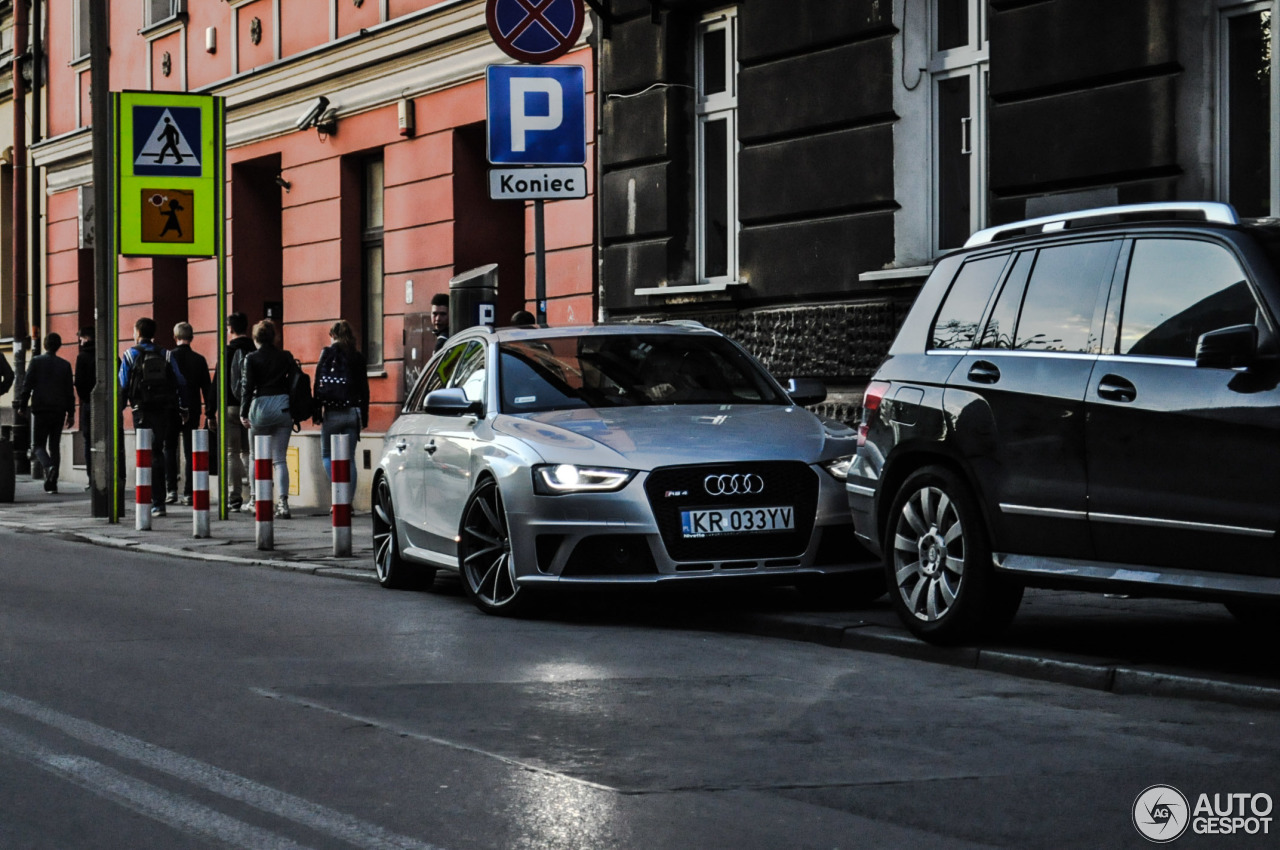 Audi RS4 Avant B8