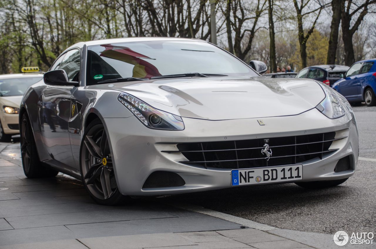 Ferrari FF