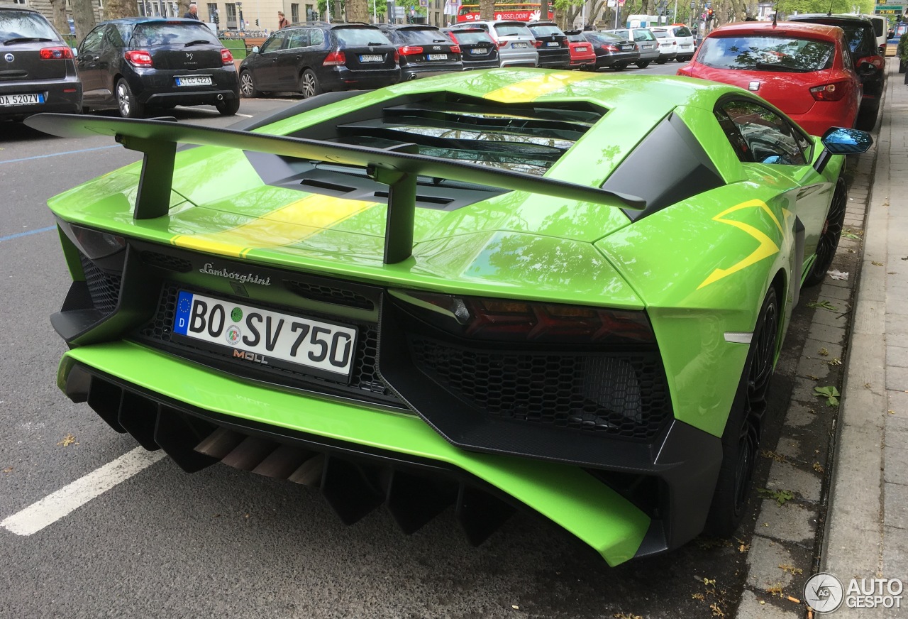 Lamborghini Aventador LP750-4 SuperVeloce