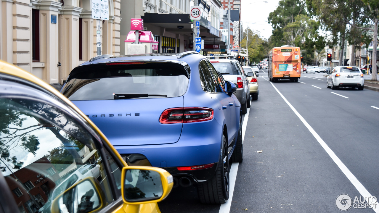 Porsche 95B Macan Turbo