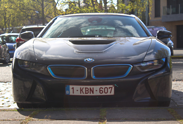 BMW i8