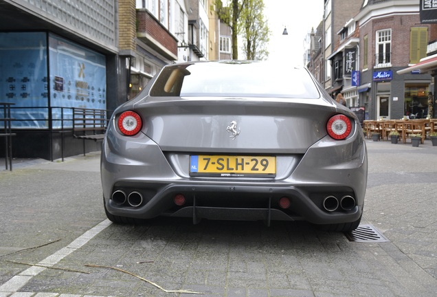 Ferrari FF