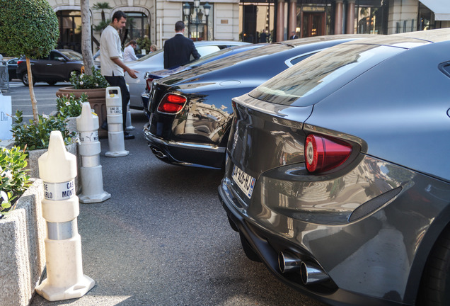 Ferrari FF