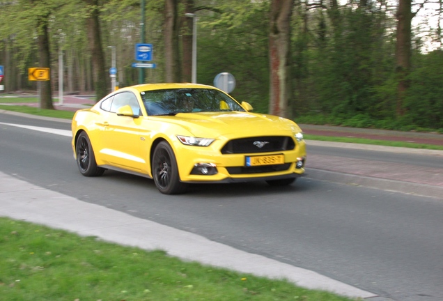 Ford Mustang GT 2015