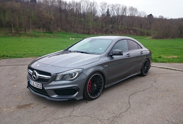 Mercedes-Benz CLA 45 AMG C117