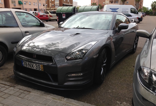 Nissan GT-R 2013