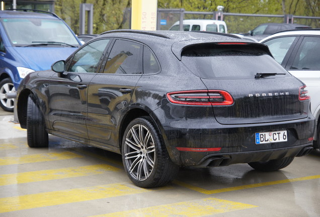 Porsche 95B Macan Turbo