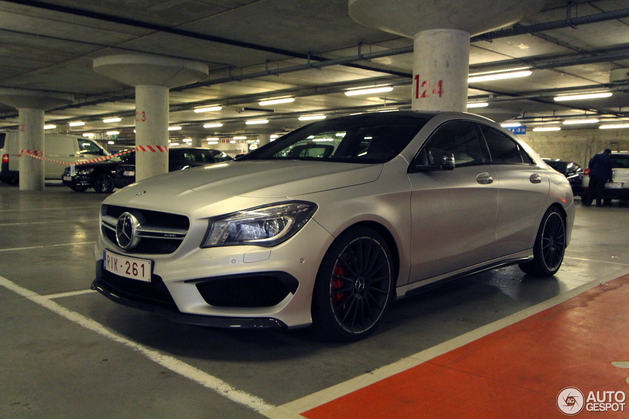 Mercedes-Benz CLA 45 AMG C117