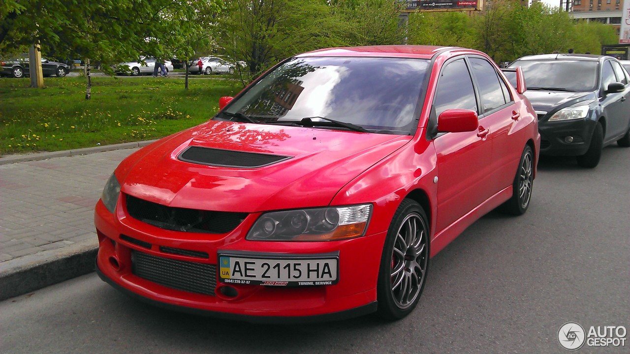 Mitsubishi Lancer Evolution IX