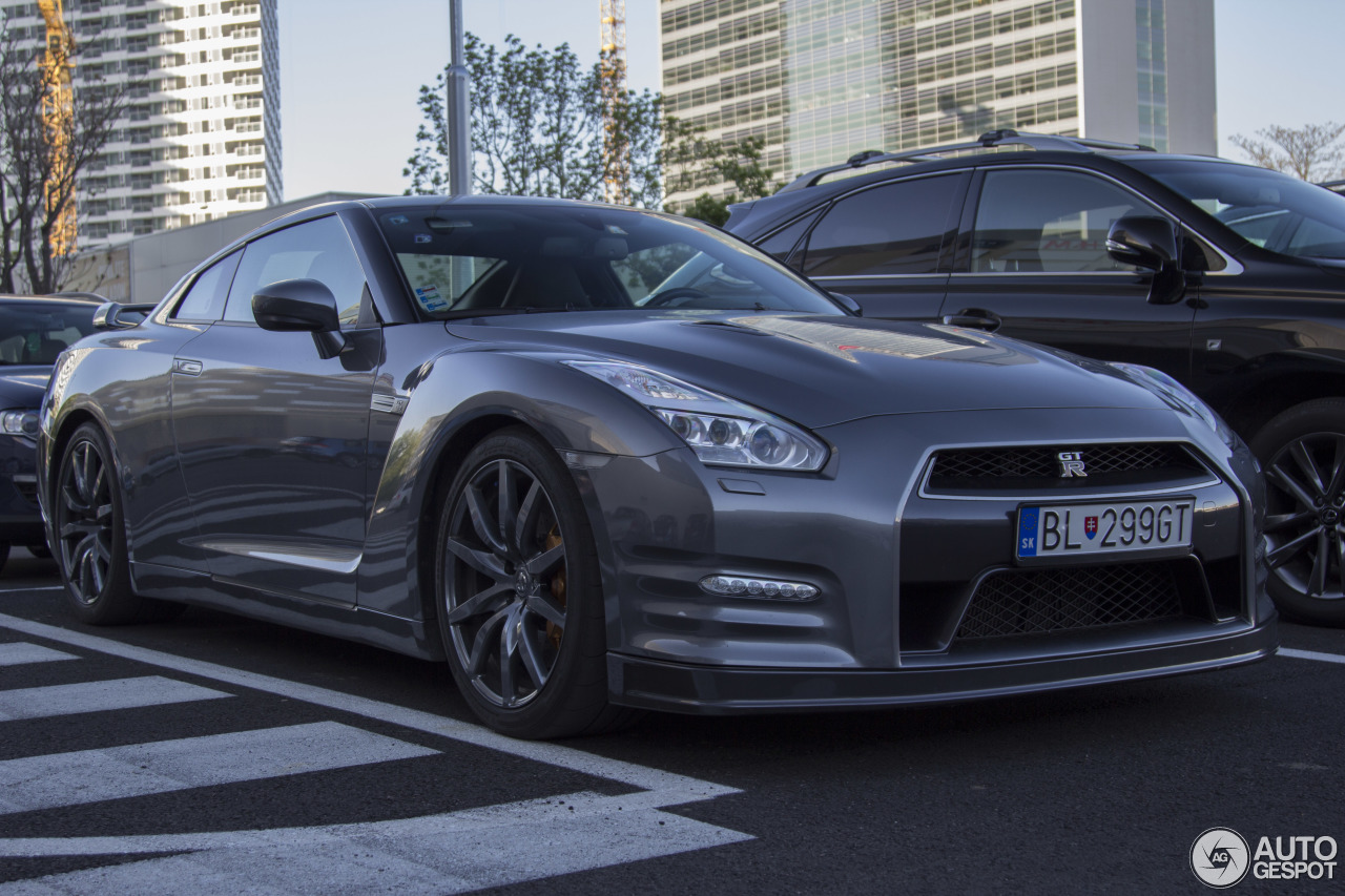 Nissan GT-R 2013